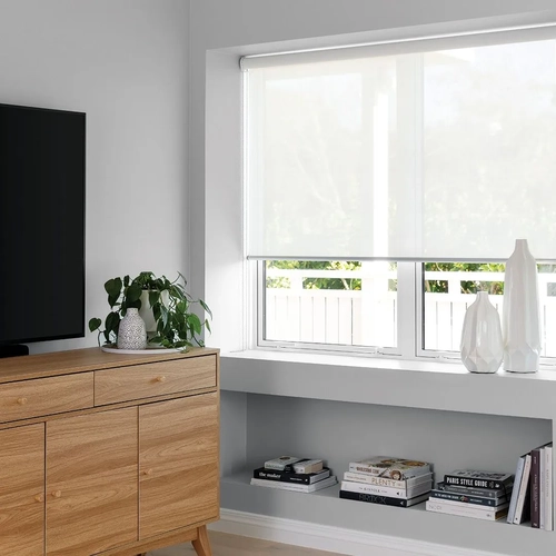 Modern sunscreen blinds in Dubai home